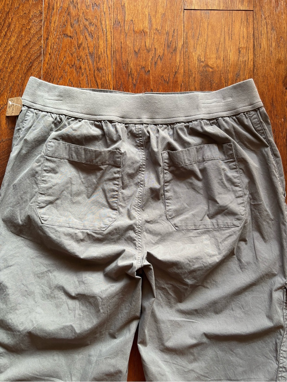 Soft Surroundings Olive Green Cropped Cargo Pants | Size M | Cotton Utility - Picture 7 of 11
